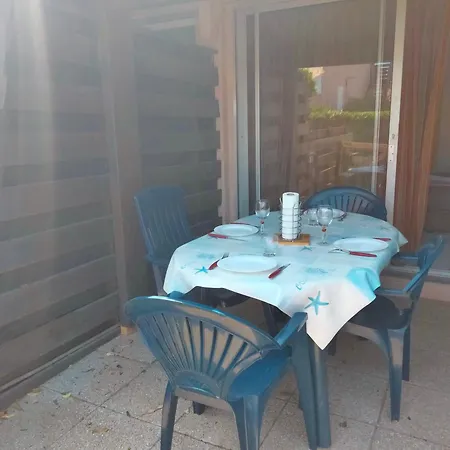 5003 - Cap D'agde Pour 2 Personnes De La Roquille *